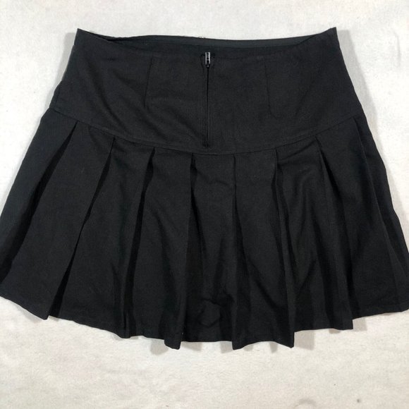 Royal Bones Daang Goodman Womens Large Black Pleated Mini Skirt Chain Punk Goth - Picture 5 of 12